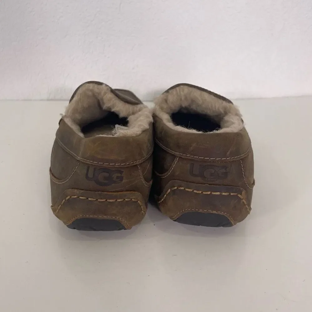 UGG‎ Brown Leather Fur Lined Slipper Shoes Men’s 10
